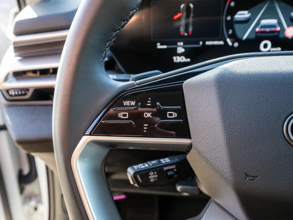 Audi A5 Avant TFSI Stronic NAVI LED AHK ACC RFK SHZ // Sofort verfügbar