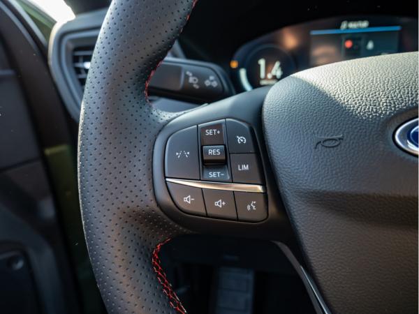 Ford Kuga ST-Line 1,5l EcoBoost 186PS Kamera Navi SYNC4 LED-Scheinwerfer SHZ vorn & hinten