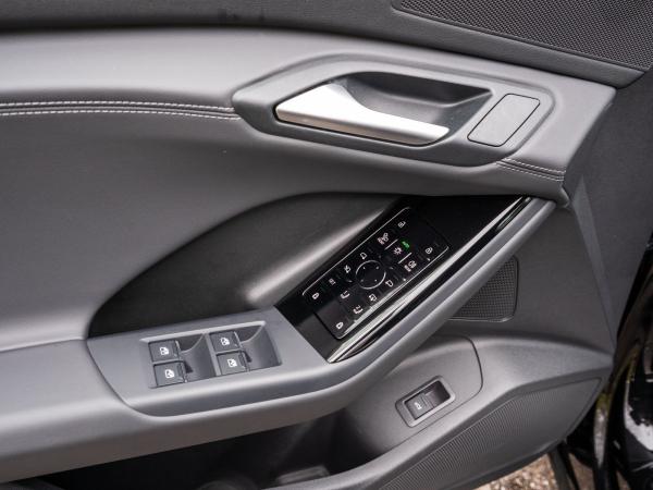 Audi Q6 e-tron Q6 SUV e-tron quattro S-Line Leder ACC 360° // Sofort verfügbar!!!