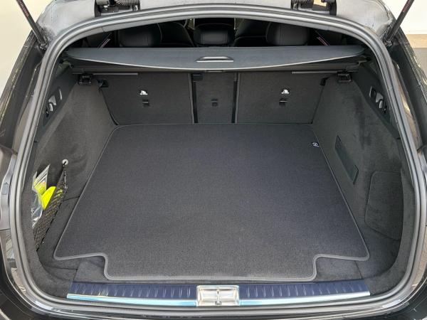 Mercedes-Benz E 200 4M T AMG Night DigitalLight Pano AHK 360°K