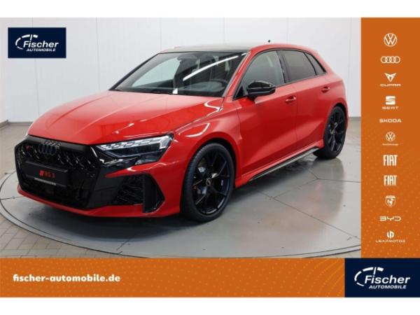 Audi RS3 Sportback TFSI quattro 280 km/h