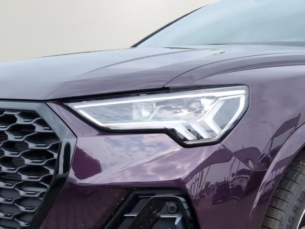 Audi Q3 Sportback S line 2 x S line LED Scheinw. Pano Smartphone-interface RF-Kamera