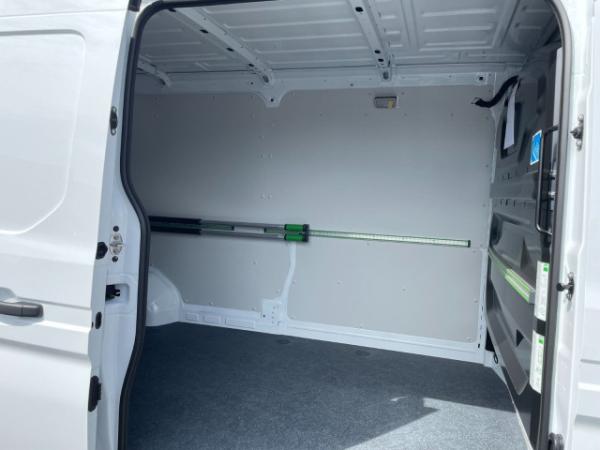 Renault Master dCi150 L3H2 BOTT-Innenausbau Navigation