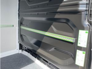 Renault Master dCi150 L3H2 BOTT-Innenausbau Navigation