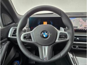 BMW X5 xDrive40d Navi Tempom.aktiv Panoramadach Bluetooth PDC MP3 Schn.