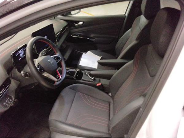 Volkswagen ID.5 GTX 4Motion 250kW - SHZ PDC Navi Matrix-LED IQ.Drive Wärmepumpe Area View AHK CarPlay