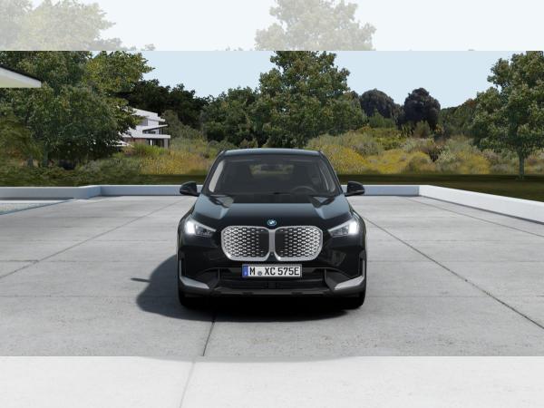 BMW iX1 eDrive20 mit 3.000,- € möglicher staatlicher Förderung bereits für Sie eingerechnet!