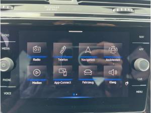 Volkswagen Touran Highline 1.5 TSI DSG LED AHK KAM APP NAV