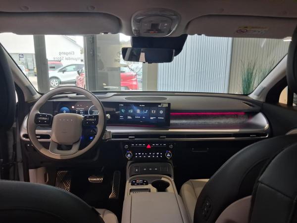 Hyundai IONIQ 9 HYUNDAI IONIQ 9 110 KWH (307 PS) 4WD UNIQ PANORAMA-GLAS-SCHIEBEDACH