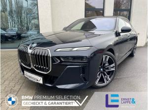 BMW 750 e xDrive Limo M Sport || DrivingAssProf 360°