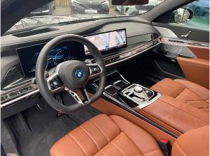 BMW 750 e xDrive Limo M Sport || DrivingAssProf 360°
