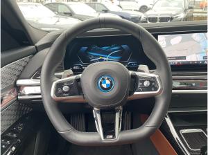 BMW 750 e xDrive Limo M Sport || DrivingAssProf 360°