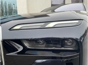 BMW 750 e xDrive Limo M Sport || DrivingAssProf 360°