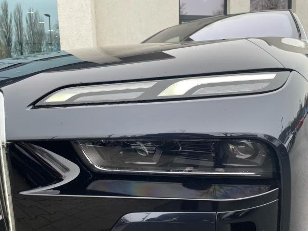 BMW 750 e xDrive Limo M Sport || DrivingAssProf 360°