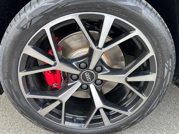 Audi Q3 e-hybrid Panorama Navi Matrix-LED Memory