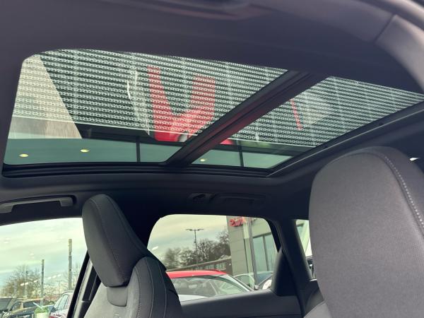 Audi Q3 e-hybrid Panorama Navi Matrix-LED Memory