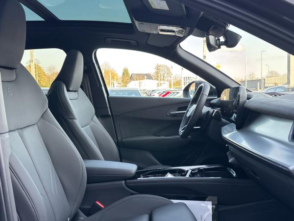 Audi Q3 TFSI S tronic Digitales Cockpit Navi Kamera