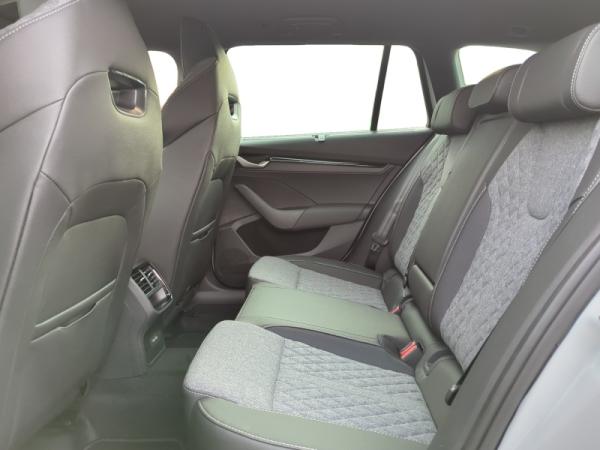 Skoda Octavia Combi Sportline 2,0 TDI 110 kW 7- Gang-DSG !SOFORT VERFÜGBAR!