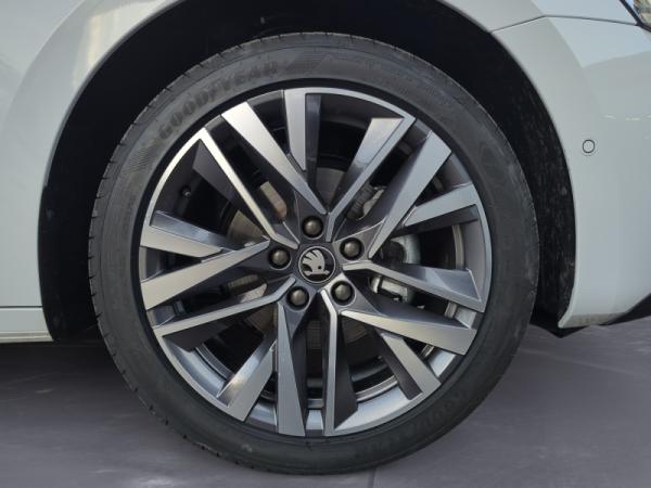 Skoda Octavia Combi Sportline 2,0 TDI 110 kW 7- Gang-DSG !SOFORT VERFÜGBAR!