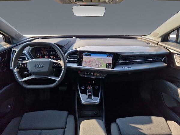 Audi Q4 e-tron 40 AHK S-Sitz MATRIX STHZG Kam HuD 21