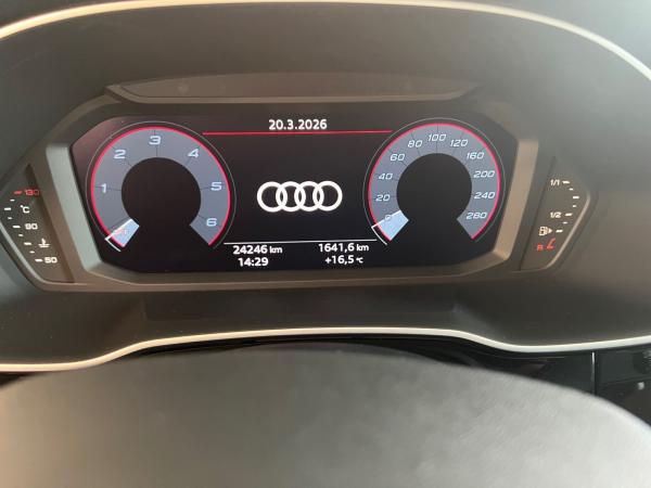 Audi Q3 35 TDI advanced S tronic LED Navi DAB VC PDC Sitzheizung