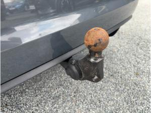 Volkswagen Touran Highline 1.5 TSI DSG LED AHK KAM APP NAV