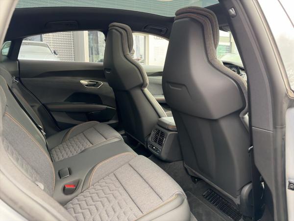 Audi e-tron GT S qu. Black/Facelift/Pano/Laser/HuD/ACC/360°