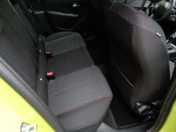 Peugeot 208 Benzin 100 Style Sitzheizung, Klima, PDC hi.