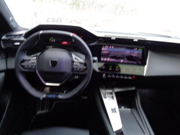 Peugeot 308 SW Hybrid 145e-DSC6 GT EXCLUSIVE Focal