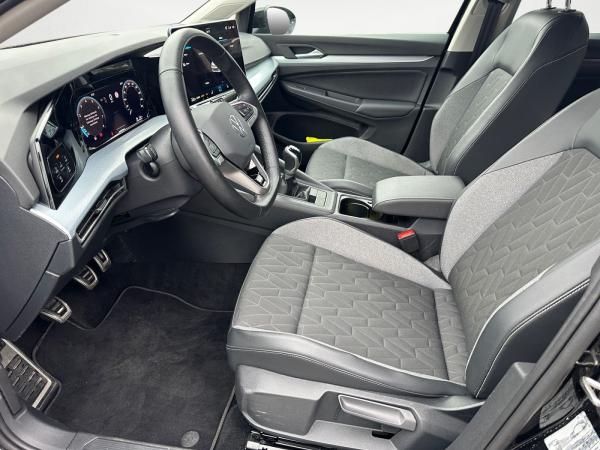 Volkswagen Golf 1.5 TSI Navi AHK Assist LED-Plus AirCare