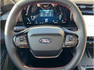 Ford Puma St-Line Ink. Fahrerassistenz und Winterpaket sowie Allwetterreifen