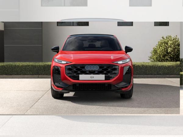 Audi Q3 Sportback S-Line Interieur + Exterieur, Panorama-Schiebedach, AHK, Tech Plus