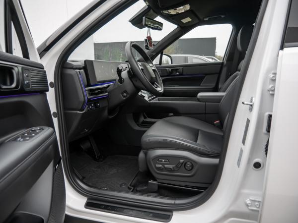 Hyundai SANTA FE 1.6 T-GDI Plug In Allrad Blackline