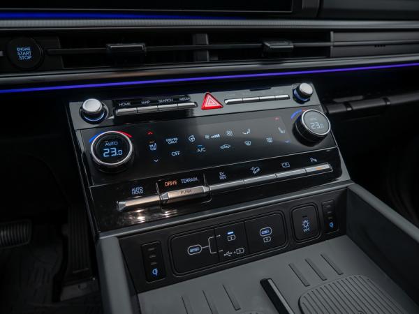 Hyundai SANTA FE 1.6 T-GDI Plug In Allrad Blackline