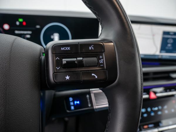 Hyundai SANTA FE 1.6 T-GDI Plug In Allrad Blackline