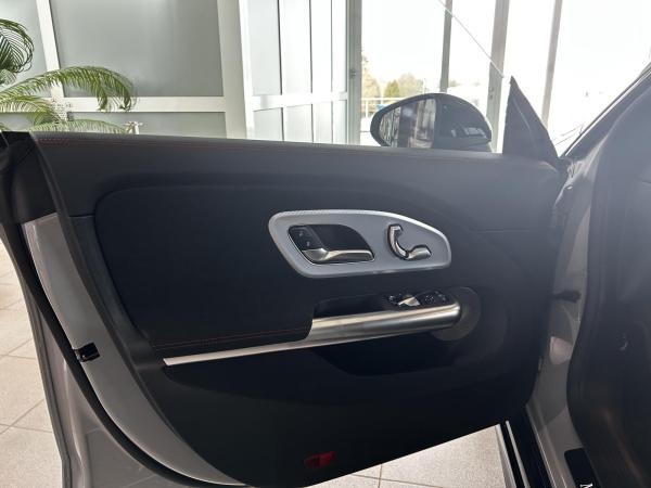 Mercedes-Benz CLA 220 4MATIC+AMG Line Plus+Premium-Plus+AHK+ Winter-Paket+Massagefunktion vorn+Head-up+Burmester® 3D-Surro