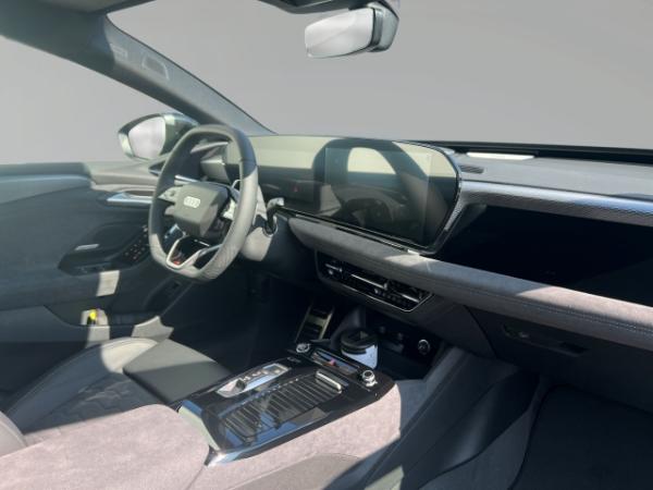 Audi A6 Avant quattro 315 kW AHK MMI 21'' Tech Pro