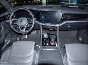 Volkswagen Touareg 3.0 V6 TDI R-Line 4M Black Pano Standhzg