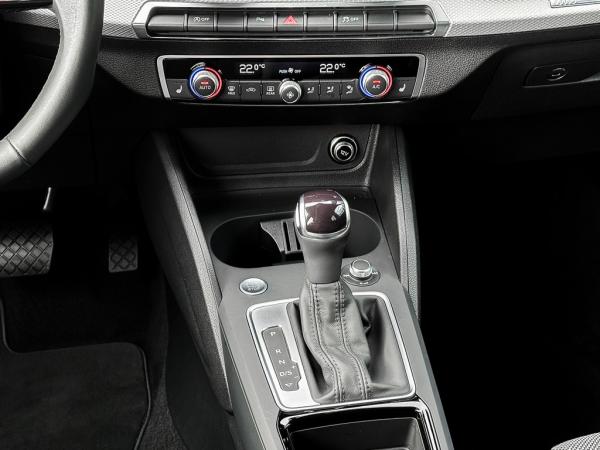 Audi Q2 35 TFSI S-Line Black/Keyless/MMI+/GRA/Kamera/Sitzheizung