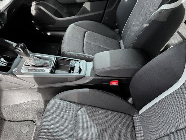 Audi Q2 35 TFSI S-Line Black/Keyless/MMI+/GRA/Kamera/Sitzheizung