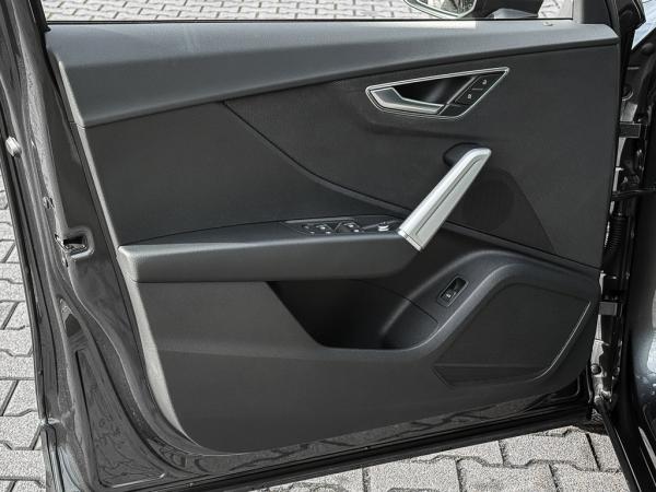 Audi Q2 35 TFSI S-Line Black/Keyless/MMI+/GRA/Kamera/Sitzheizung