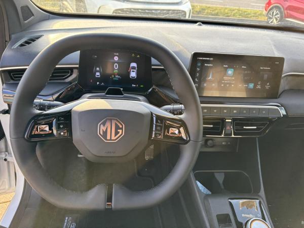 MG MG3 Hybrid+ Luxury*360 Grad*LED*