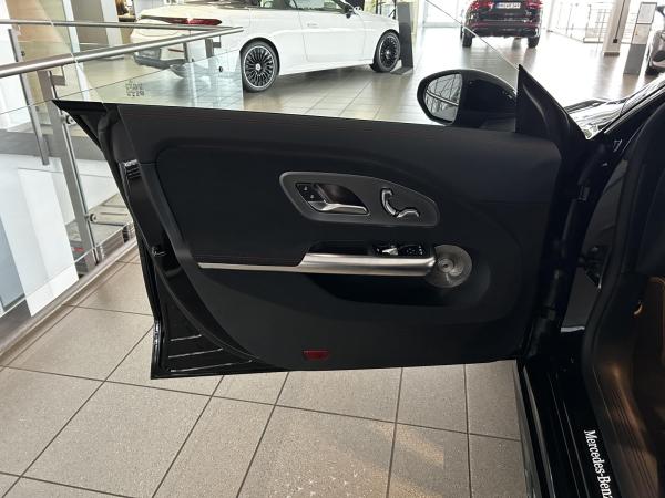 Mercedes-Benz CLA 220 4MATIC+AMG Line Plus+Premium-Plus+ Winter-Paket+Massagefunktion vorn+Head-up+Burmester® 3D-Surro