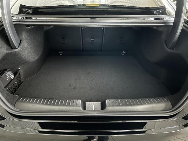 Mercedes-Benz CLA 220 4MATIC+AMG Line Plus+Premium-Plus+ Winter-Paket+Massagefunktion vorn+Head-up+Burmester® 3D-Surro