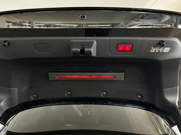 Mercedes-Benz CLA 220 4MATIC+AMG Line Plus+Premium-Plus+ Winter-Paket+Massagefunktion vorn+Head-up+Burmester® 3D-Surro