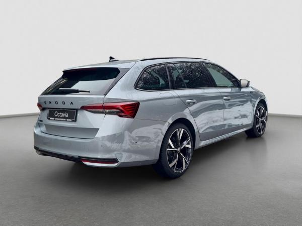 Skoda Octavia Combi Sportline 2.0 TDI 360 ACC AHK HUD
