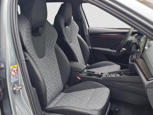 Skoda Octavia Combi Sportline 2.0 TDI 360 ACC AHK HUD