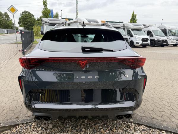 Cupra Formentor Extreme AHK Pano Akrapovic