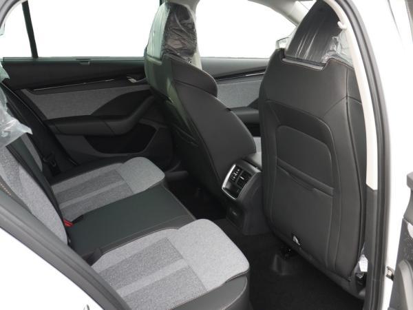 Skoda Octavia Combi 2.0 TDI DSG Balance SHZ NAVI AHK ACC LED *869*