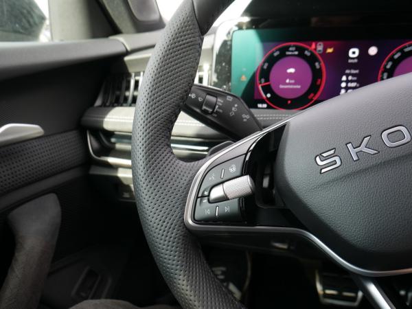 Skoda Superb Combi 2.0 TSI DSG Sportline MATRIX AHK NAVI *806*